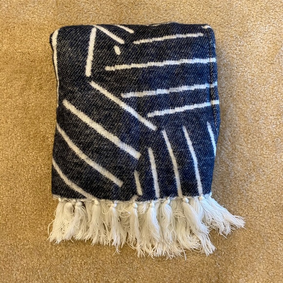 West Elm Other - West Elm navy & white throw